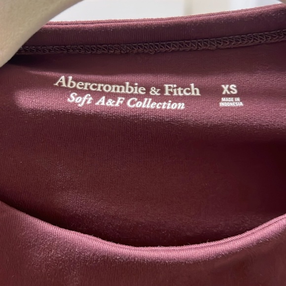 Abercrombie & Fitch - Soft A&F Collection - Thong Scoop Neck Bodysuit - Picture 5 of 7
